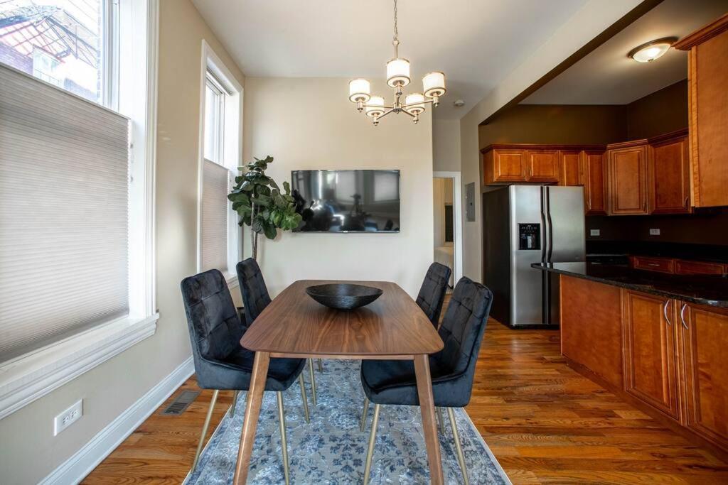 Getaway In The Heart Of Pilsen Chicago Exterior foto